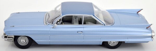 Cadillac Cadillac Series 62 Coupe Deville 1961 - 1:18 - KK Scale