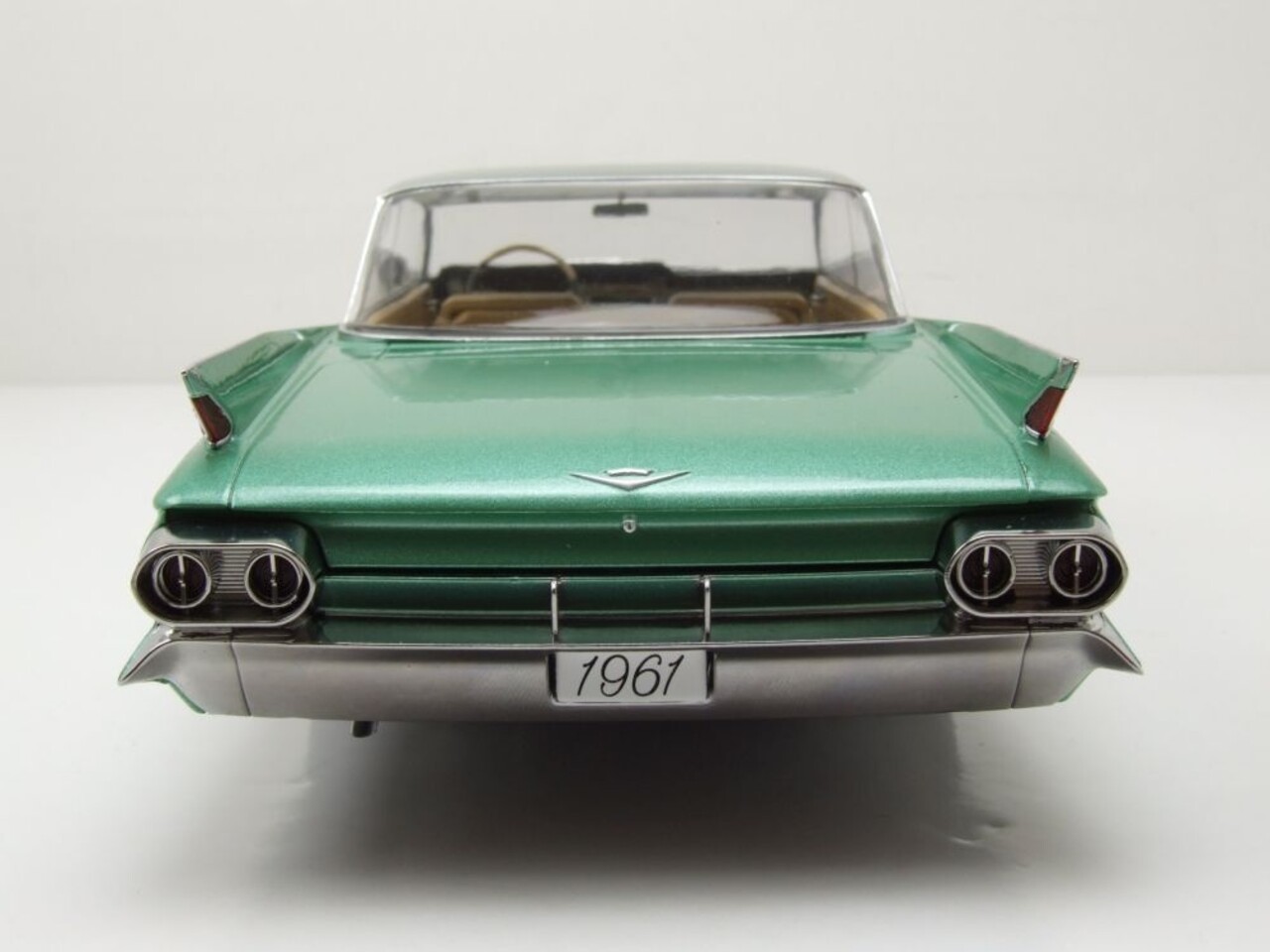 Chevrolet Cadillac Series 62 Coupe Deville 1961 - 1:18 - KK Scale Chevrolet Cadillac Series 62 Coupe Deville 1961 - 1:18 - KK Scale