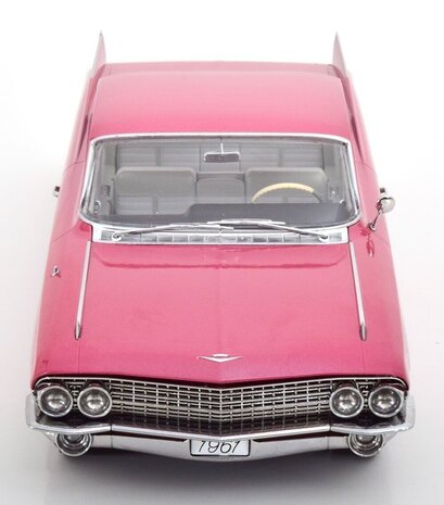 Chevrolet Cadillac Series 62 Coupe Deville 1961 - 1:18 - KK Scale
