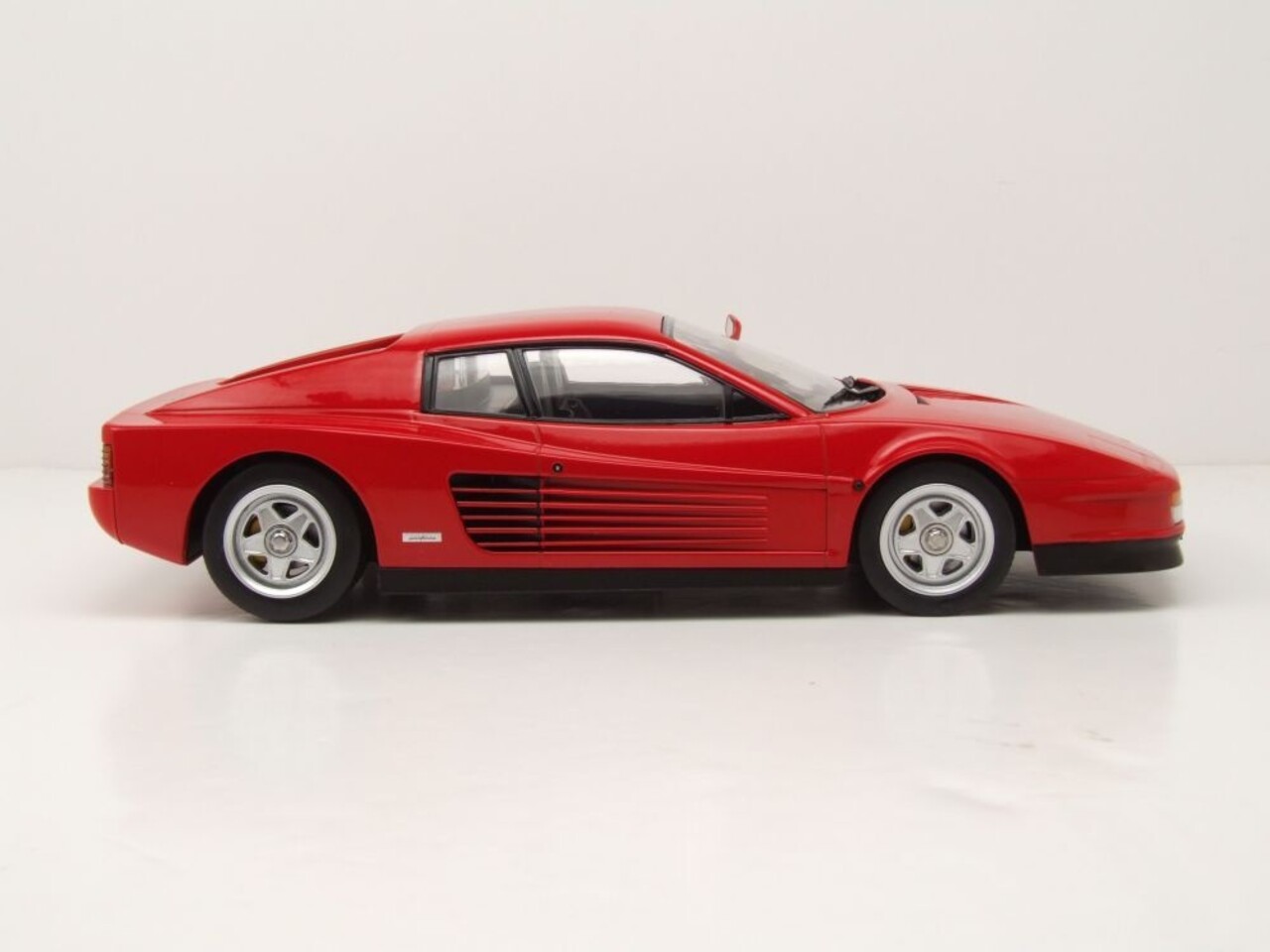 Ferrari Ferrari Testarossa 'Single Mirror' 1984 - 1:18 - KK Scale