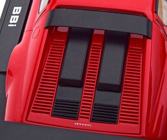 Ferrari Ferrari 512 BB 1981 - 1:18 - KK Scale Ferrari Ferrari 512 BB 1981 - 1:18 - KK Scale