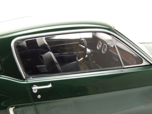 Ford Ford USA Mustang GT Fastback Coupe 'Bullitt look-a-like' 1968 - 1:18 - KK Scale