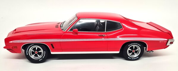 Pontiac Pontiac LeMans GTO 1972 - 1:18 - KK Scale Pontiac Pontiac LeMans GTO 1972 - 1:18 - KK Scale
