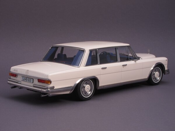 Mercedes-Benz Mercedes-Benz 600 SWB - 1:18 - KK Scale