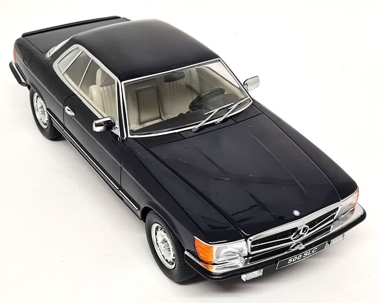 Mercedes-Benz Mercedes-Benz 500 SLC C107 1981 - 1:18 - KK Scale Mercedes-Benz Mercedes-Benz 500 SLC C107 1981 - 1:18 - KK Scale