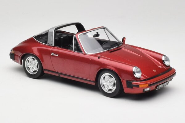 Porsche Porsche 911 Targa 1978 - 1:18 - KK Scale Porsche Porsche 911 Targa 1978 - 1:18 - KK Scale
