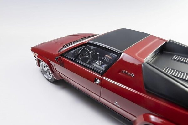 Lamborghini Silhouette - 1:18 - Kyosho Lamborghini Silhouette - 1:18 - Kyosho