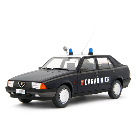 Alfa Romeo Alfa Romeo 75 1.6-1.8 1985 'Carabinieri' - 1:18 - Laudoracing - Model Alfa Romeo Alfa Romeo 75 1.6-1.8 1985 'Carabinieri' - 1:18 - Laudoracing - Model