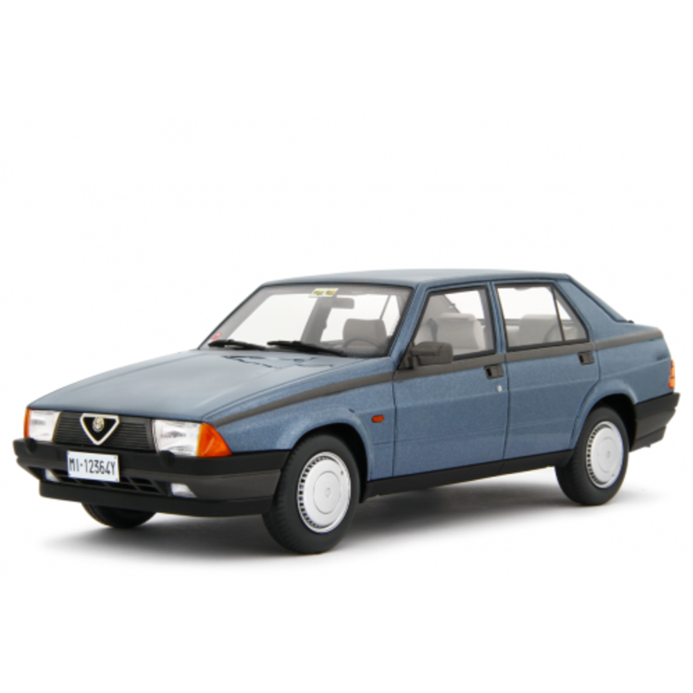 Alfa Romeo Alfa Romeo 75 1.6-1.8 1985 - 1:18 - Laudoracing - Model Alfa Romeo Alfa Romeo 75 1.6-1.8 1985 - 1:18 - Laudoracing - Model