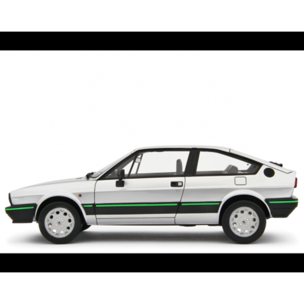 Alfa Romeo Alfa Sprint 1.5 Q.V. 1983 - 1:18 - Laudoracing - Model Alfa Romeo Alfa Sprint 1.5 Q.V. 1983 - 1:18 - Laudoracing - Model