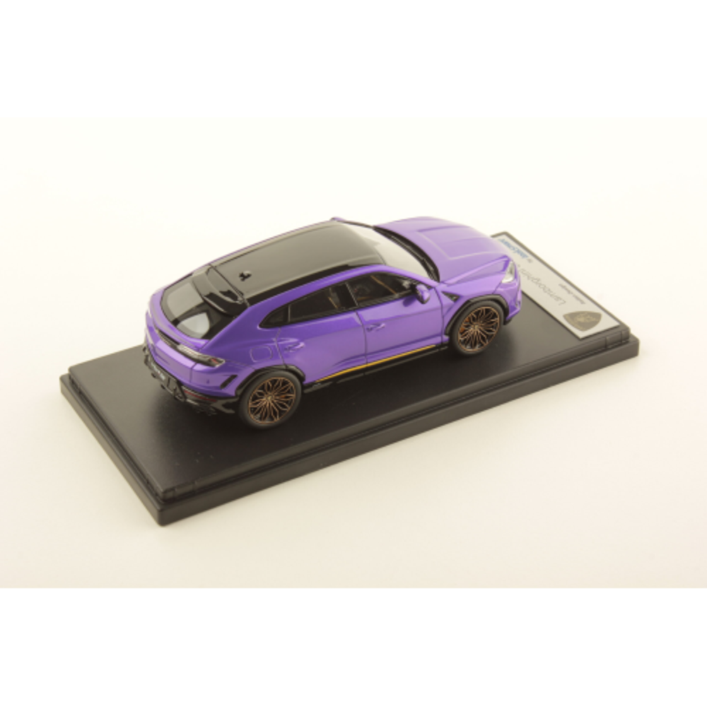 Lamborghini Lamborghini Urus SE - 1:43 - LookSmart Lamborghini Lamborghini Urus SE - 1:43 - LookSmart