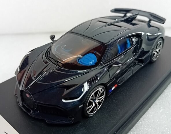 Bugatti Bugatti Divo 2018 - 1:43 - LookSmart Bugatti Bugatti Divo 2018 - 1:43 - LookSmart