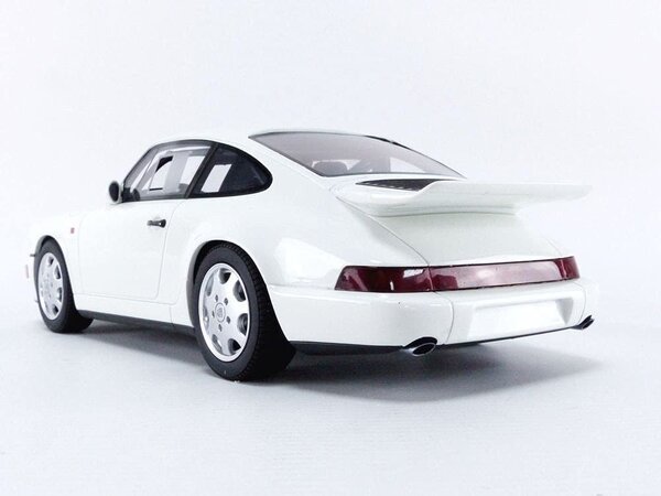 Porsche Porsche 911 (964) Carrera 4 Lightweight - 1:18 - GT Spirit Porsche Porsche 911 (964) Carrera 4 Lightweight - 1:18 - GT Spirit