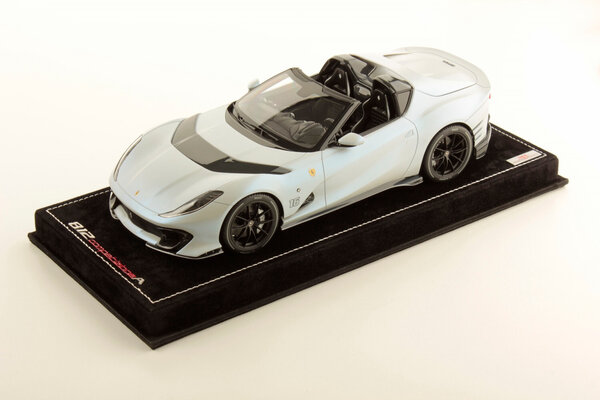 Ferrari Ferrari 812 Competitione A Spider #16 Personal Car C.Leclerc 2022 + Showcase - 1:18 - MR Collection Models Ferrari Ferrari 812 Competitione A Spider #16 Personal Car C.Leclerc 2022 + Showcase - 1:18 - MR Collection Models