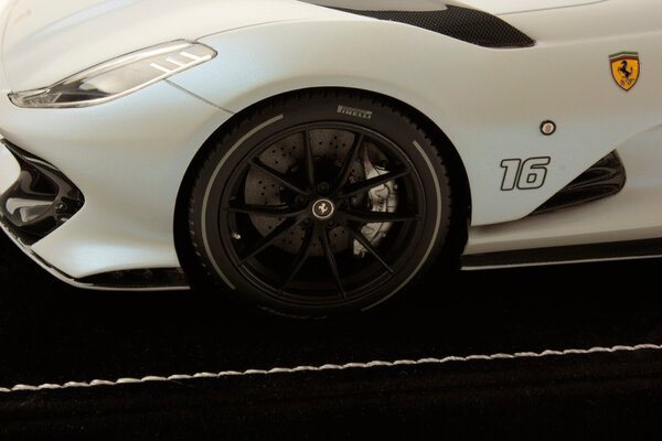 Ferrari Ferrari 812 Competitione A Spider #16 Personal Car C.Leclerc 2022 + Showcase - 1:18 - MR Collection Models Ferrari Ferrari 812 Competitione A Spider #16 Personal Car C.Leclerc 2022 + Showcase - 1:18 - MR Collection Models