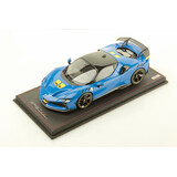 Ferrari Ferrari SF90 XX Stradale 2024 + Showcase - 1:18 - MR Collection Models Ferrari Ferrari SF90 XX Stradale 2024 + Showcase - 1:18 - MR Collection Models