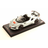 Ferrari Ferrari SF90 XX Stradale Spider 2024 + Showcase - 1:18 - MR Collection Models Ferrari Ferrari SF90 XX Stradale Spider 2024 + Showcase - 1:18 - MR Collection Models