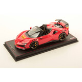 Ferrari Ferrari SF90 XX Stradale Spider 2024 + Showcase - 1:18 - MR Collection Models Ferrari Ferrari SF90 XX Stradale Spider 2024 + Showcase - 1:18 - MR Collection Models