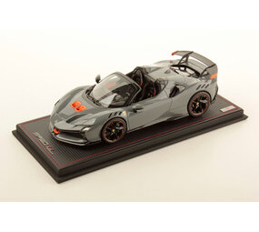 Ferrari Ferrari SF90 XX Stradale Spider 2024 + Showcase - 1:18 - MR Collection Models Ferrari Ferrari SF90 XX Stradale Spider 2024 + Showcase - 1:18 - MR Collection Models
