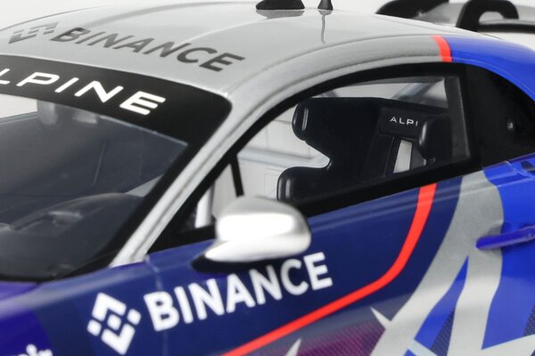 Alpine Alpine A110 GT4 Evo 2024 Alpine Esports Series - 1:18 - Otto Mobile Models