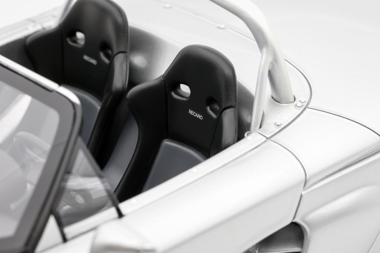 Renault Renault  Spider 1999 - 1:18 - Otto Mobile Models