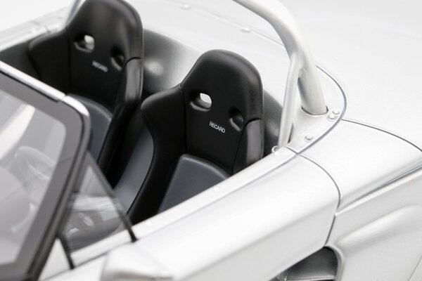 Renault Renault  Spider 1999 - 1:18 - Otto Mobile Models