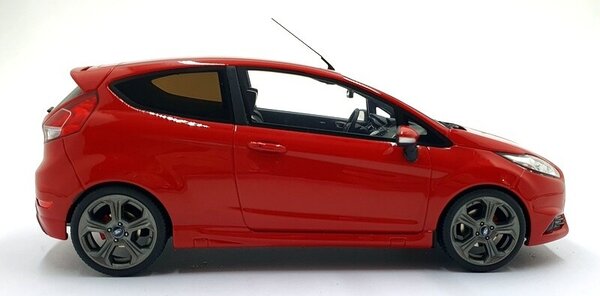Ford Ford  Fiesta MK7 ST 2016 - 1:18 - Otto Mobile Models Ford Ford  Fiesta MK7 ST 2016 - 1:18 - Otto Mobile Models