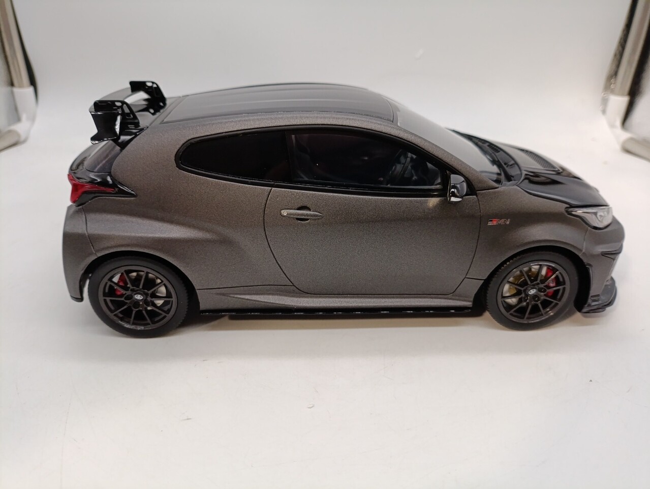 Toyota Toyota Yaris GR (Circuit Package) 2022 - 1:18 - Otto Mobile Models Toyota Toyota Yaris GR (Circuit Package) 2022 - 1:18 - Otto Mobile Models