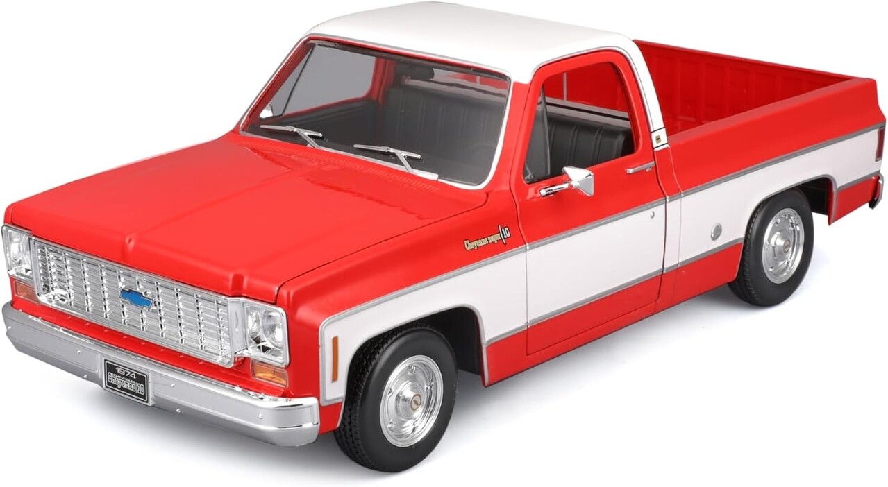 Chevrolet Chevrolet C10 Cheyenne Super 1974 - 1:18 - Maisto