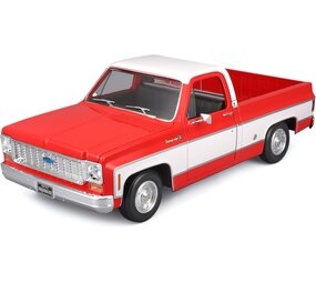 Chevrolet Chevrolet C10 Cheyenne Super 1974 - 1:18 - Maisto Chevrolet Chevrolet C10 Cheyenne Super 1974 - 1:18 - Maisto