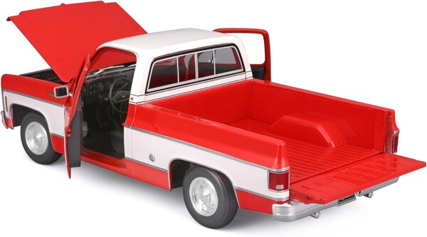 Chevrolet Chevrolet C10 Cheyenne Super 1974 - 1:18 - Maisto