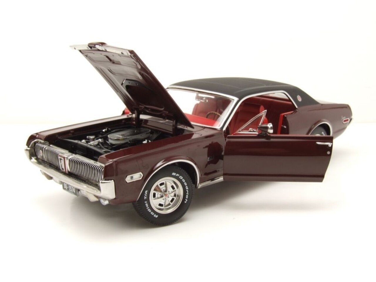Mercury Mercury Cougar XR7G 1968 - 1:18 - Sun Star Mercury Mercury Cougar XR7G 1968 - 1:18 - Sun Star
