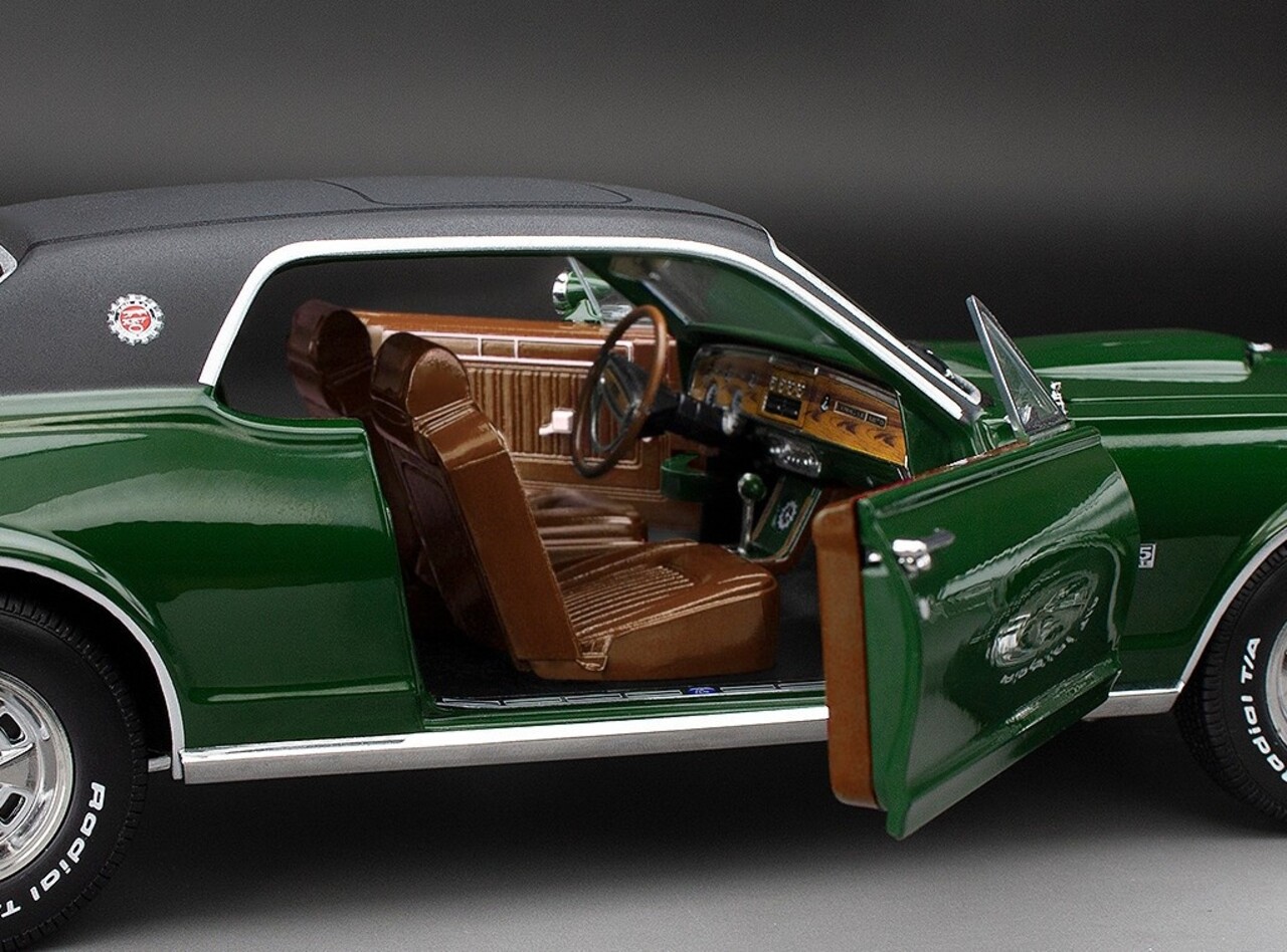 Mercury Mercury Cougar XR7G 1968 - 1:18 - Sun Star Mercury Mercury Cougar XR7G 1968 - 1:18 - Sun Star