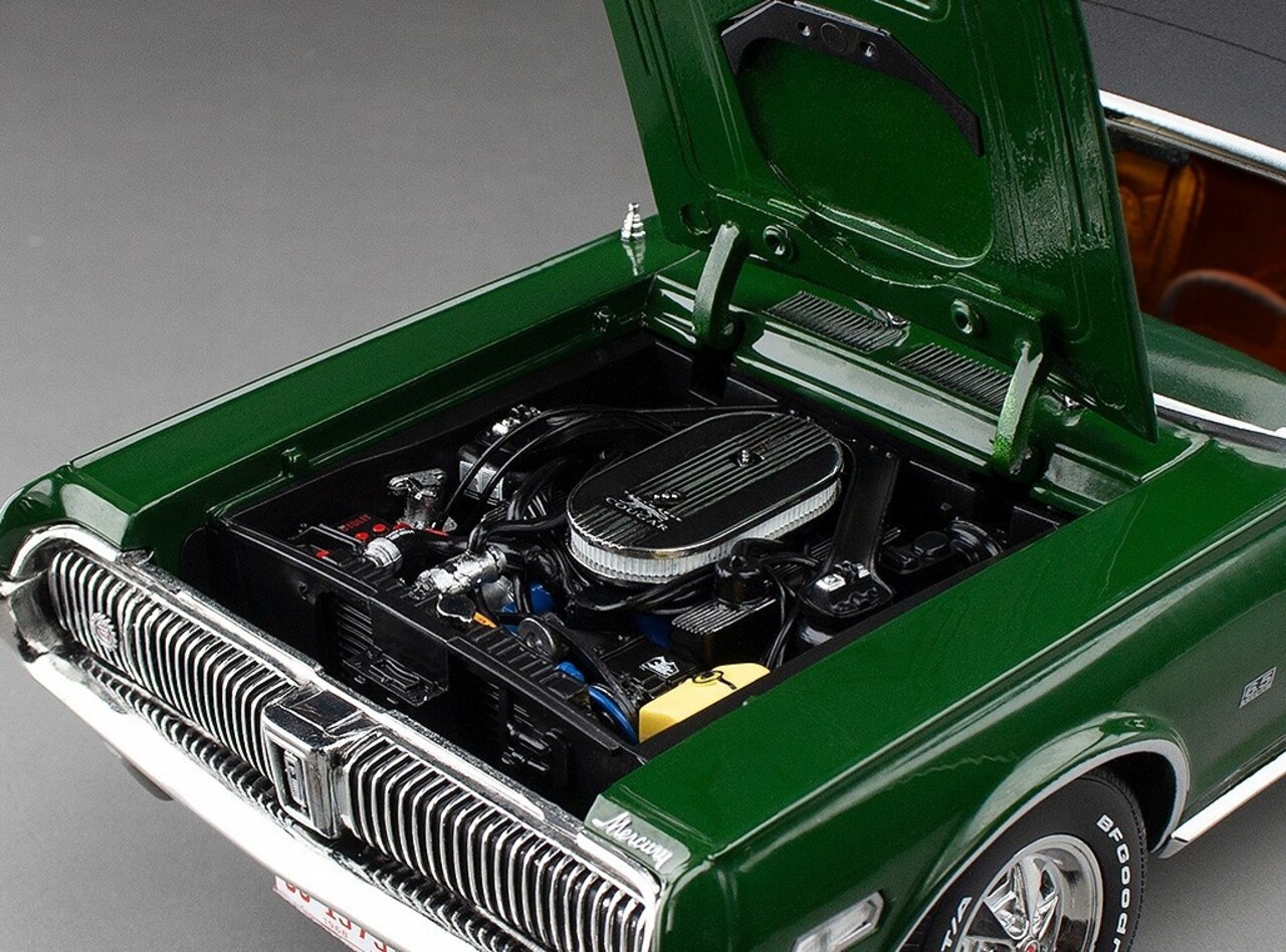Mercury Mercury Cougar XR7G 1968 - 1:18 - Sun Star Mercury Mercury Cougar XR7G 1968 - 1:18 - Sun Star