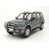Mitsubishi Mitsubishi Pajero 3.5L V6 V73 -1:18 - Sun Star Mitsubishi Mitsubishi Pajero 3.5L V6 V73 -1:18 - Sun Star