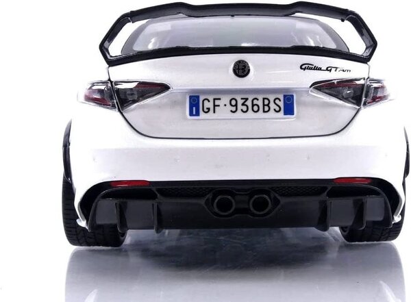 Alfa Romeo Alfa Romeo Giulia GTAm - 1:18 - Bburago Alfa Romeo Alfa Romeo Giulia GTAm - 1:18 - Bburago