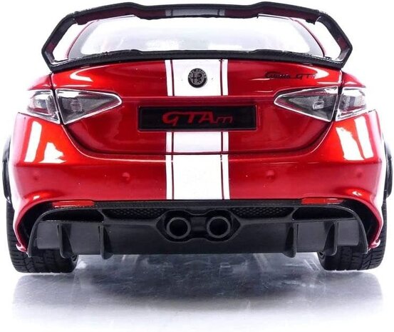 Alfa Romeo Alfa Romeo Giulia GTAm #99 - 1:18 - Bburago Alfa Romeo Alfa Romeo Giulia GTAm #99 - 1:18 - Bburago