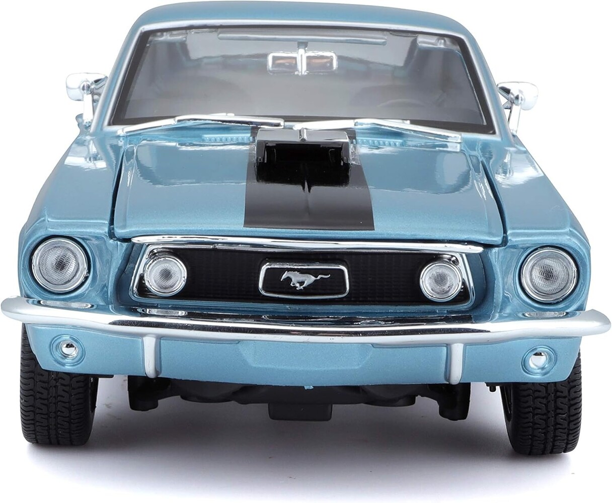 Ford Ford Mustang GT Cobra Jet 1968 - 1:18 - Maisto Ford Ford Mustang GT Cobra Jet 1968 - 1:18 - Maisto