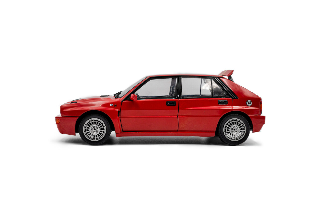 Lancia Lancia Delta HF Integrale Edizione Finale 1995 - 1:18 - Solido Lancia Lancia Delta HF Integrale Edizione Finale 1995 - 1:18 - Solido