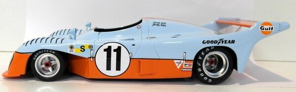 Porsche Mirage Gulf Gr8 #11 Winner 24H Le Mans 1975 - 1:18 - Spark Porsche Mirage Gulf Gr8 #11 Winner 24H Le Mans 1975 - 1:18 - Spark