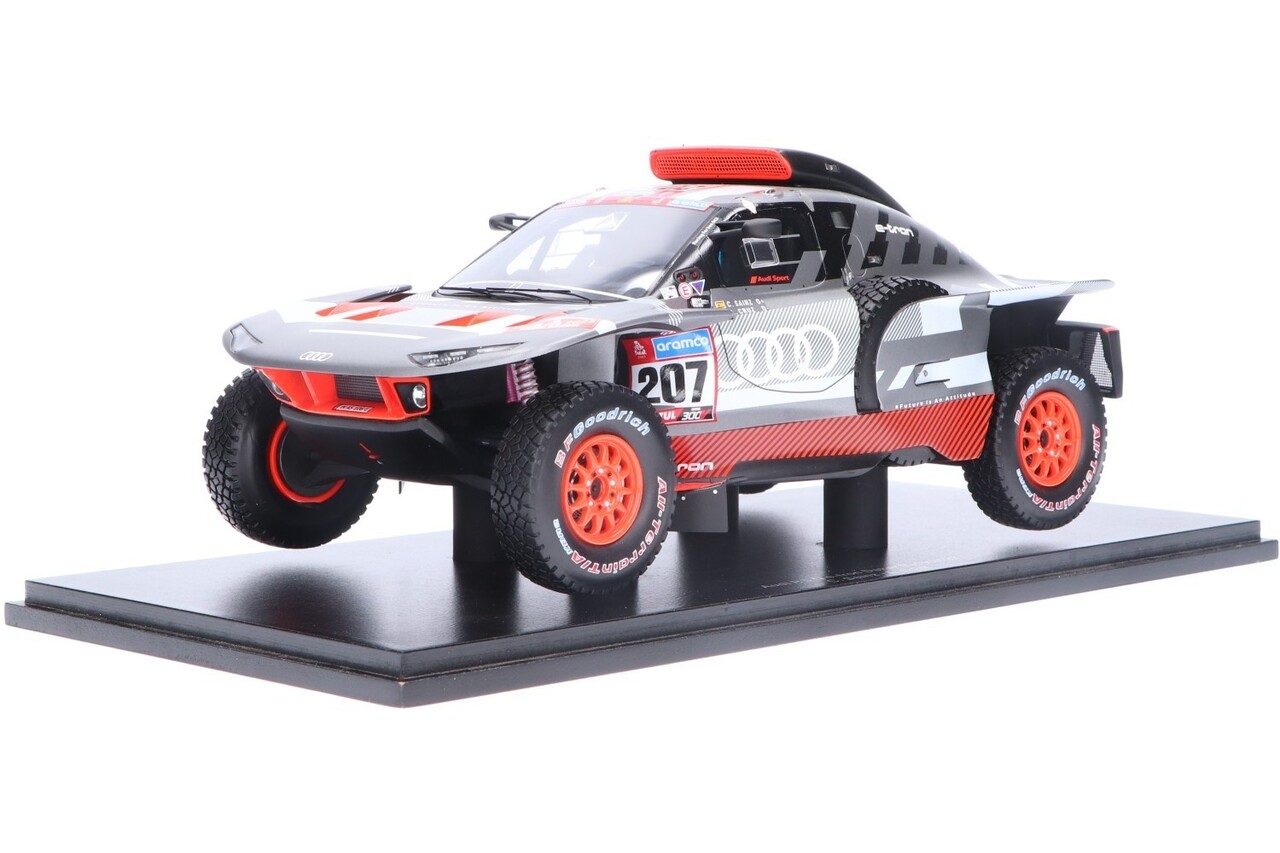 Audi Audi RS Q  e.Tron #207 Dakar Rally 2023 - 1:18 - Spark Audi Audi RS Q  e.Tron #207 Dakar Rally 2023 - 1:18 - Spark