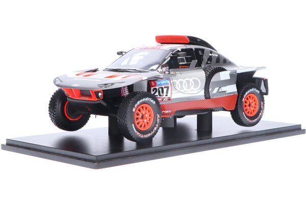 Audi Audi RS Q  e.Tron #207 Dakar Rally 2023 - 1:18 - Spark Audi Audi RS Q  e.Tron #207 Dakar Rally 2023 - 1:18 - Spark