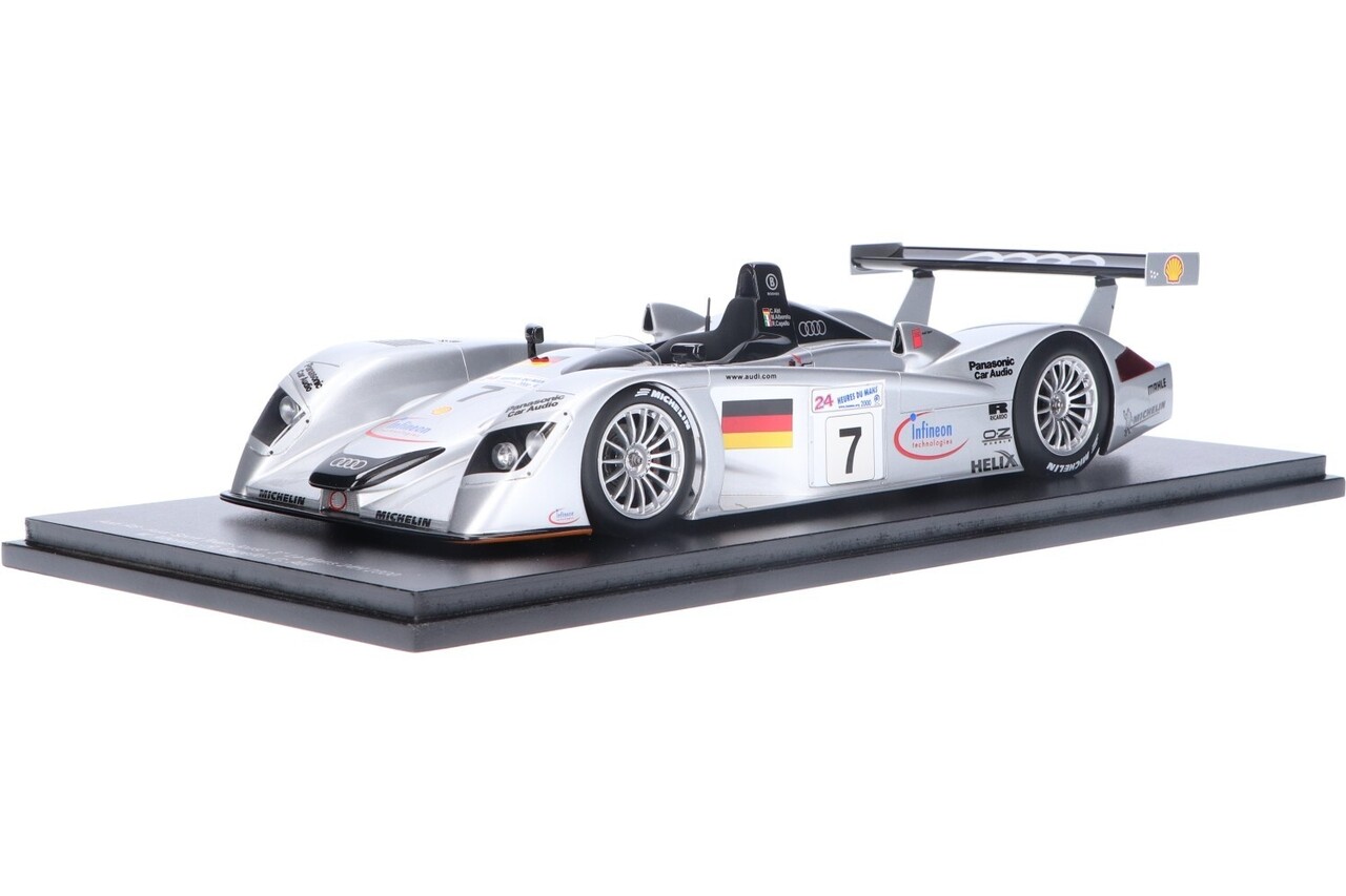 Audi Audi R8 #7 3rd 24H Le Mans 2000 - 1:18 - Spark Audi Audi R8 #7 3rd 24H Le Mans 2000 - 1:18 - Spark