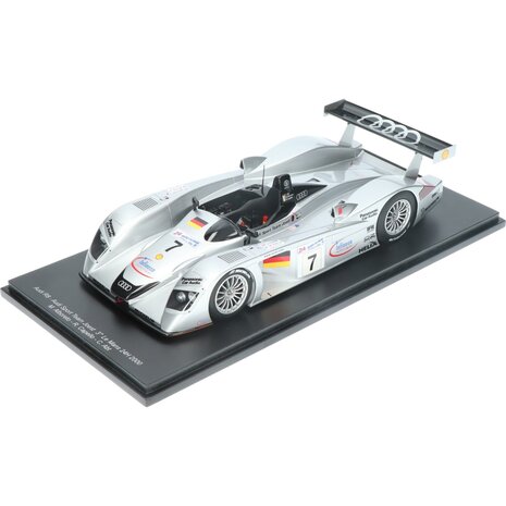 Audi Audi R8 #7 3rd 24H Le Mans 2000 - 1:18 - Spark Audi Audi R8 #7 3rd 24H Le Mans 2000 - 1:18 - Spark