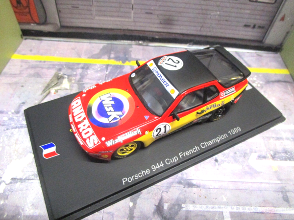 Porsche Porsche 944 Cup #21 France Champion Season 1989  - 1:43  - Spark Porsche Porsche 944 Cup #21 France Champion Season 1989  - 1:43  - Spark