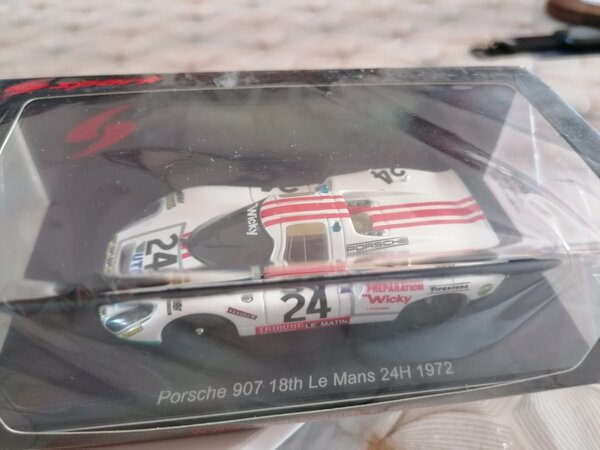 Porsche Porsche 907A #24 18th 24H Le Mans 1972   - 1:43  - Spark Porsche Porsche 907A #24 18th 24H Le Mans 1972   - 1:43  - Spark