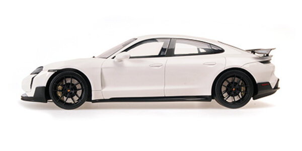 Porsche Porsche Taycan Turbo GT 2024 - 1:18 - Minichamps Porsche Porsche Taycan Turbo GT 2024 - 1:18 - Minichamps