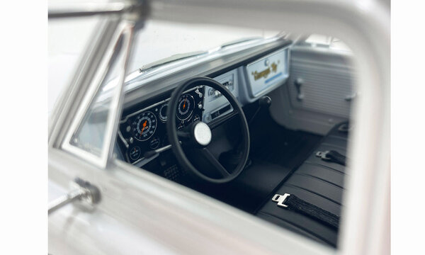 Chevrolet Chevrolet C-30 Ramp Truck Car Transporter + Slide Out Ramps 'Grumpy's Toy' 1967 - 1:18 - ACME Chevrolet Chevrolet C-30 Ramp Truck Car Transporter + Slide Out Ramps 'Grumpy's Toy' 1967 - 1:18 - ACME