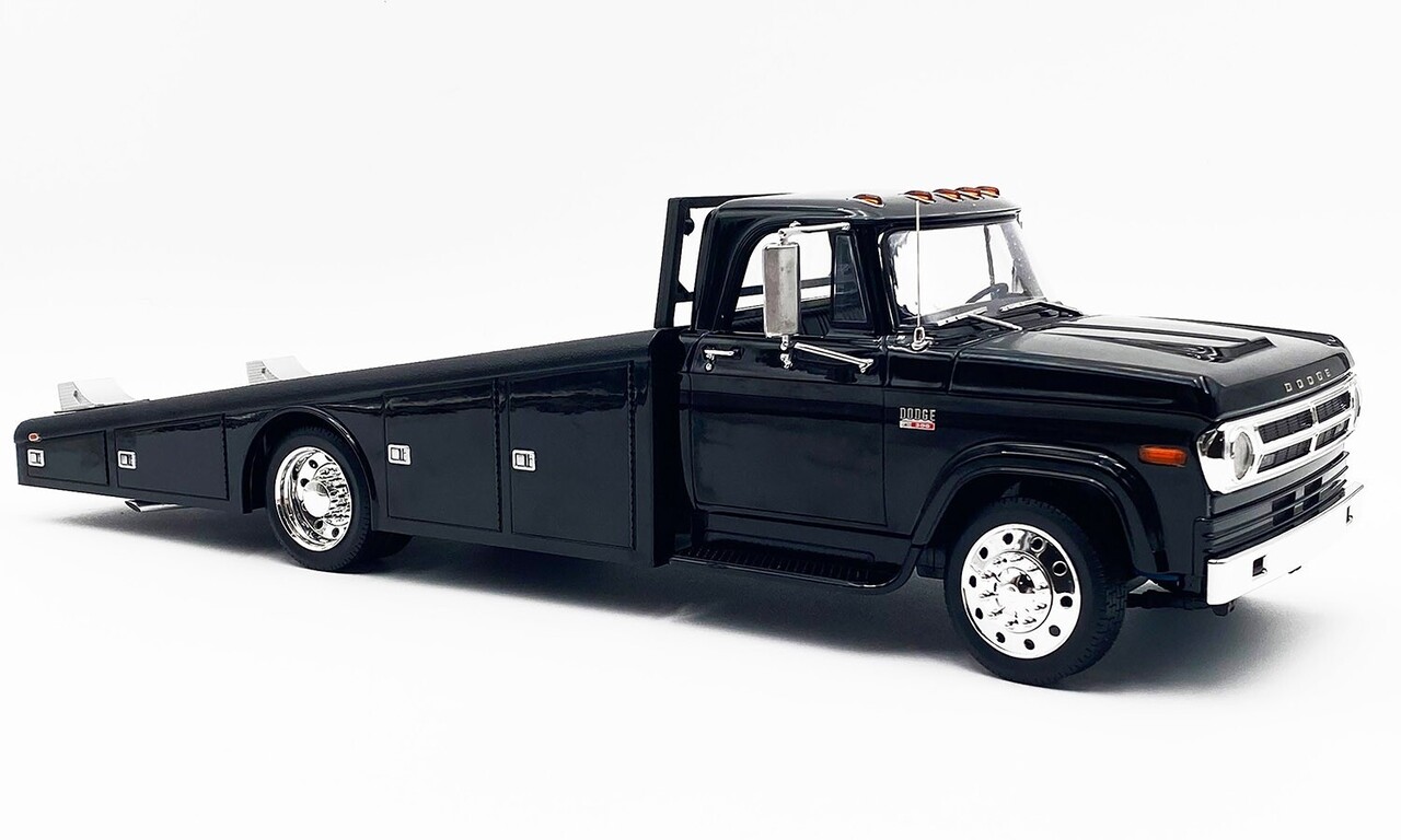 Dodge Dodge D-300 Ramp Truck Car Transporter 1970 (Tucker Wheels) - 1:18 - ACME Dodge Dodge D-300 Ramp Truck Car Transporter 1970 (Tucker Wheels) - 1:18 - ACME