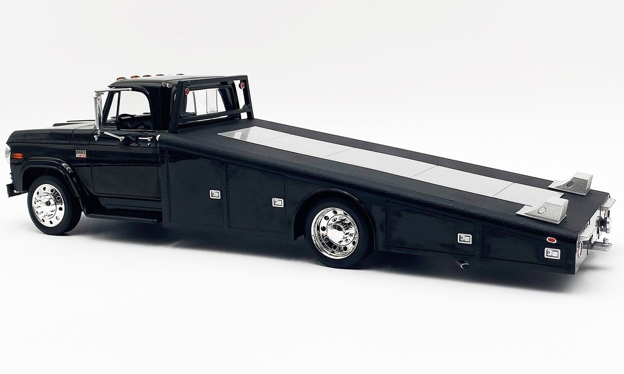 Dodge Dodge D-300 Ramp Truck Car Transporter 1970 (Tucker Wheels) - 1:18 - ACME Dodge Dodge D-300 Ramp Truck Car Transporter 1970 (Tucker Wheels) - 1:18 - ACME